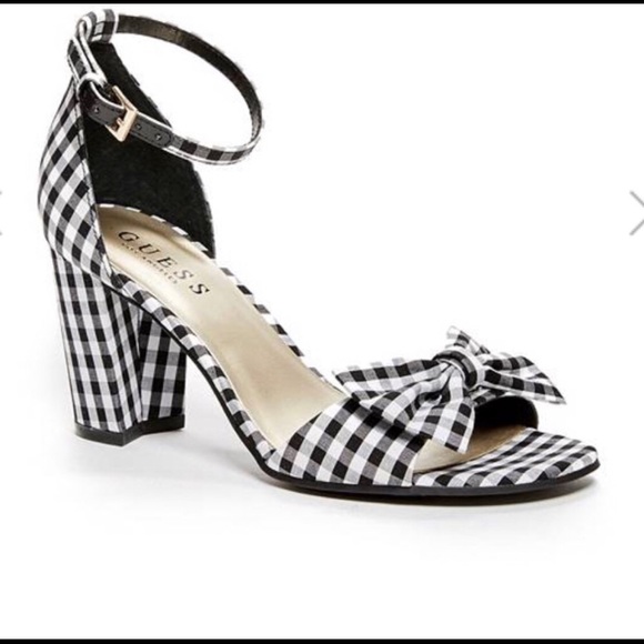 🌼Sandal Sale🌼 Plaid White Black Platform Heels - Picture 2 of 4